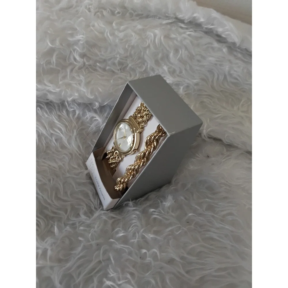 Time and Tru Women Gold Tone Crystal‎ Accent Watch Bracelet Set